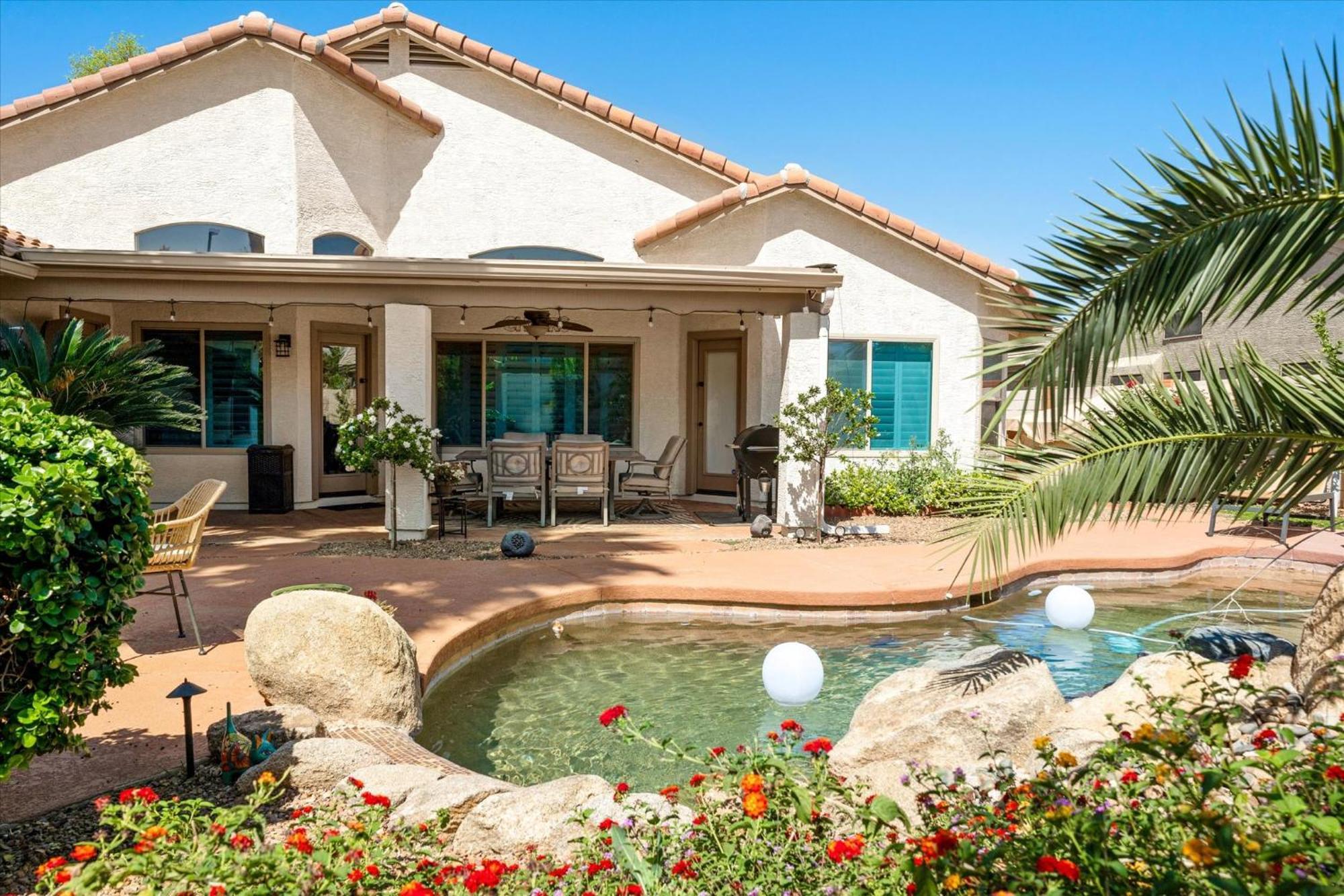 Cobblestone Corner Villa Gilbert Bagian luar foto